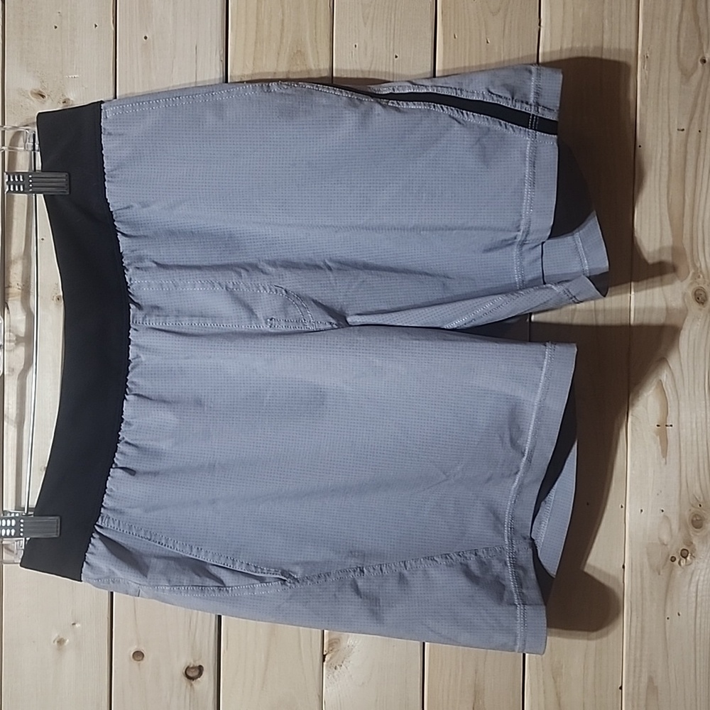 Vuori Draft Men's Shorts Size large
